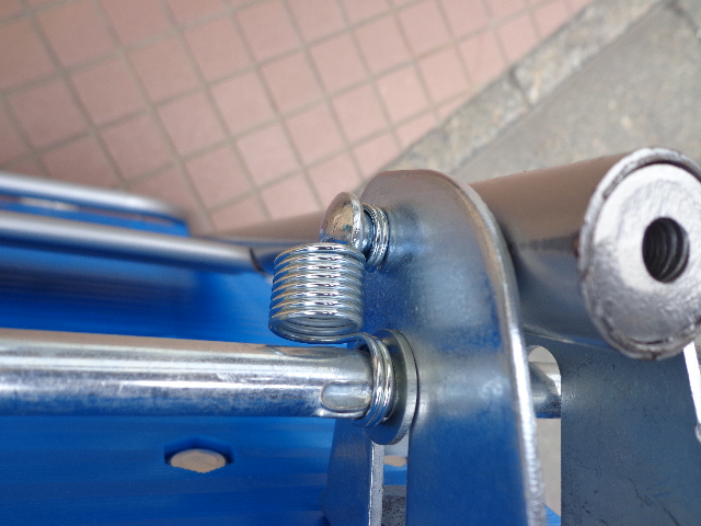 handle-pin-spring